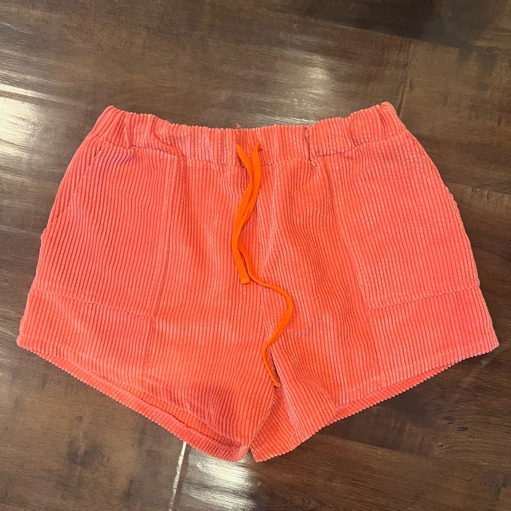 Coral BDG Urban Outfitters four corduroy shorts
